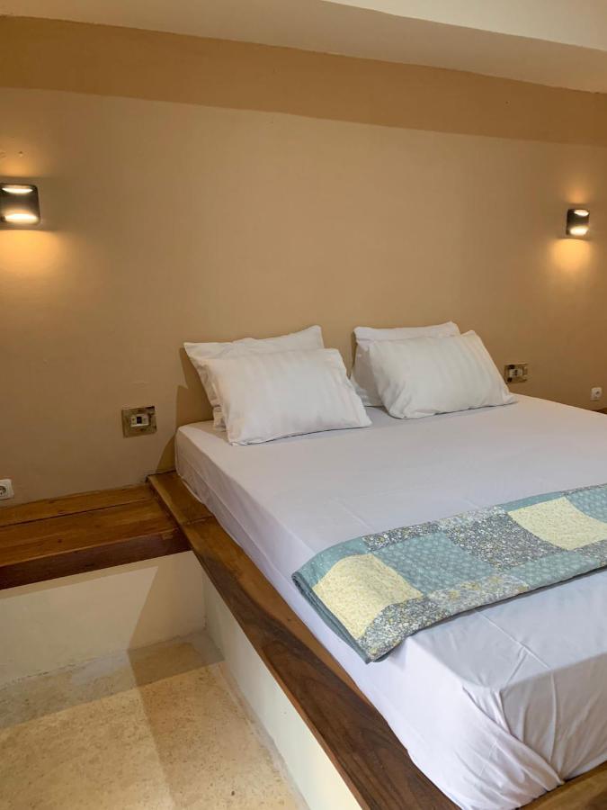 Lombok Coconut Hotel Мангсит Экстерьер фото