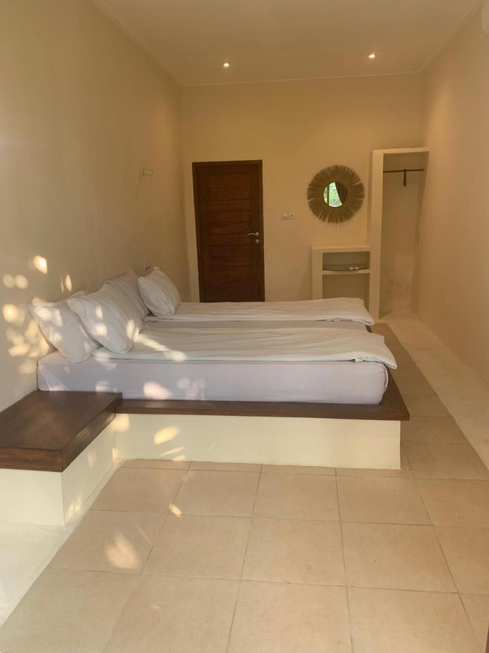 Lombok Coconut Hotel Мангсит Экстерьер фото