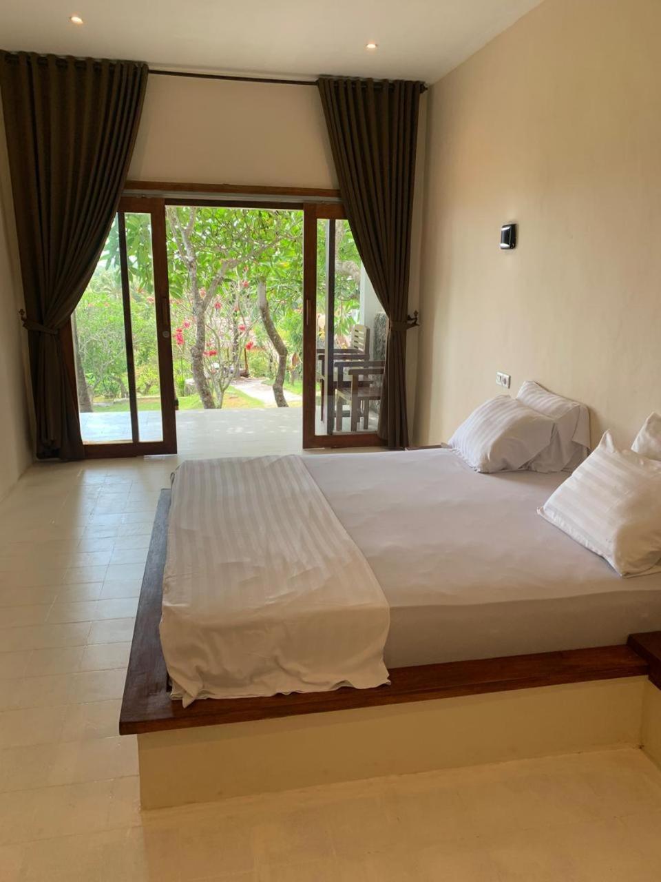 Lombok Coconut Hotel Мангсит Экстерьер фото